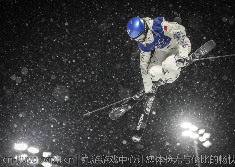 九游游戏中心让您体验无与伦比的畅快感